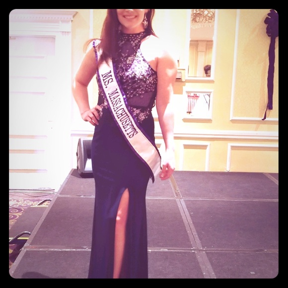 Prom Dress - Picture 1 of 3